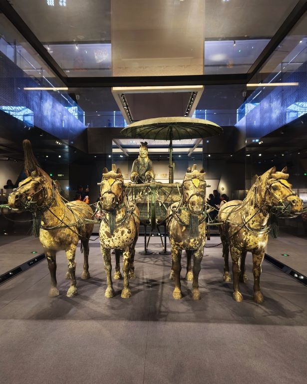 Carros de bronce en el mausoleo de Qin Shi Huang, guerreros de terracota, xian, china