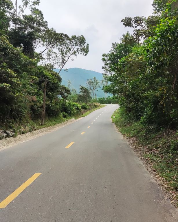 carretera hai van pass vietnam