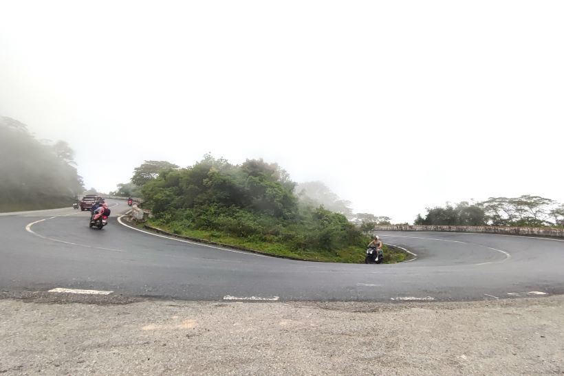 Curva del Hai Van Pass, vietnam