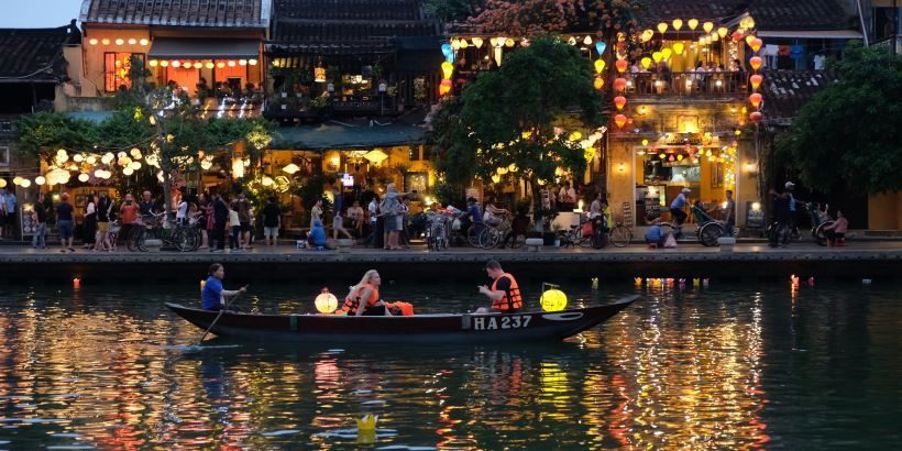 Barca en Hoi An, Vietnam