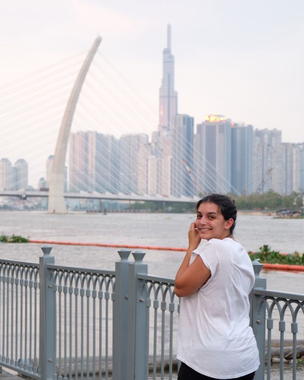 Rascacielos en Ho chi minh city junto al rio