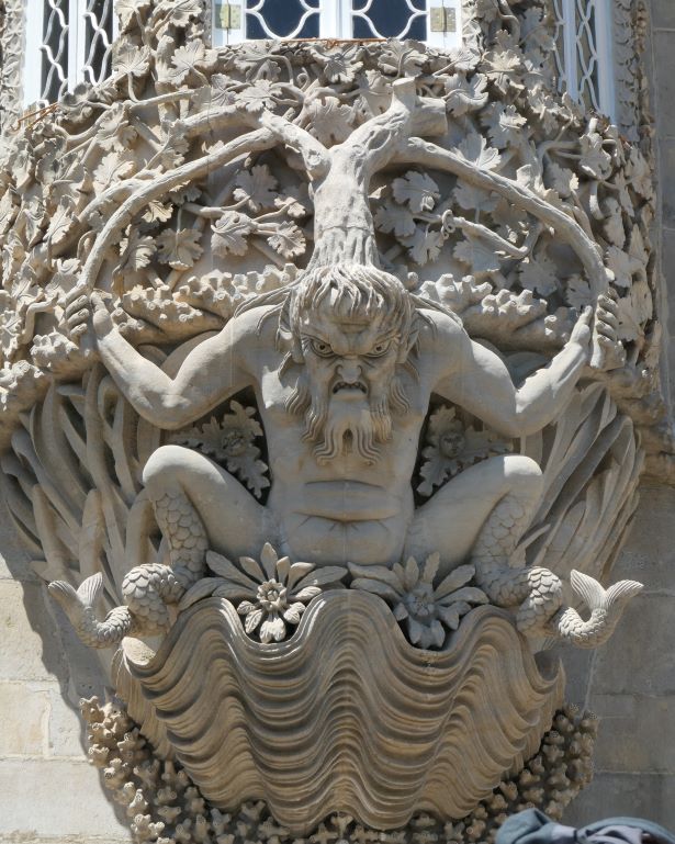 Tritón del Palacio da Pena en Sintra, Portugal