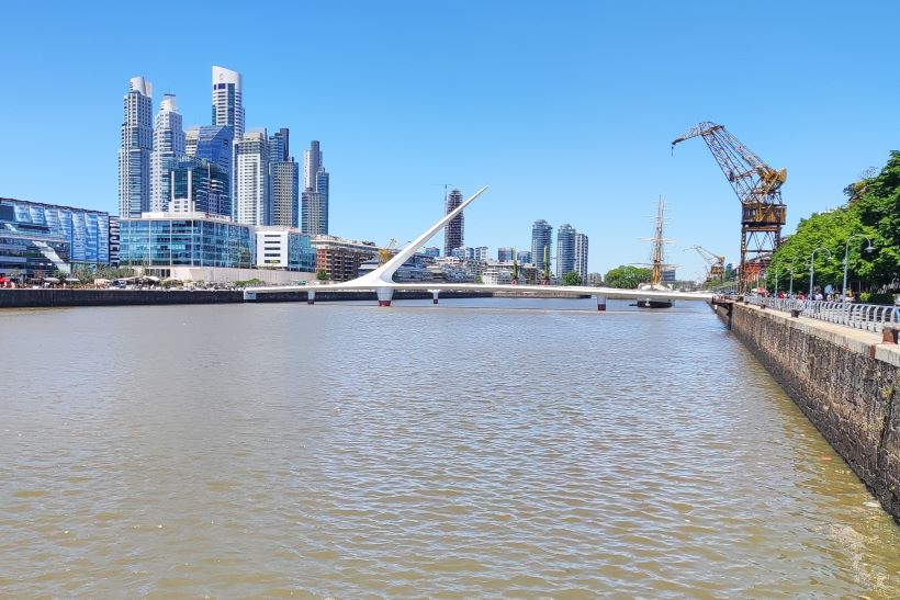 puerto madero en buenos aires argentina