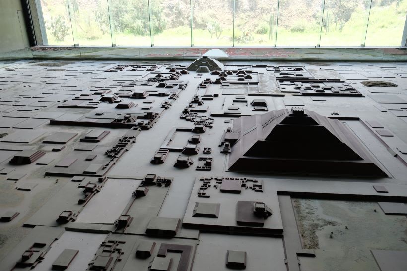 Maqueta de teotihuacan en el museo, méxico