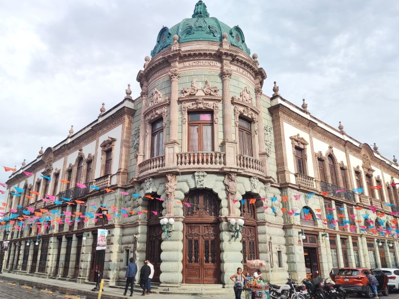Teatro Macedonio Alcalá en oaxaca