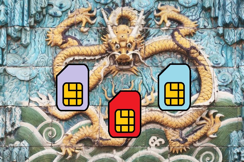 Imagen de un dragon en la ciudad prohibida de Pekín, en China, editada con 3 sims