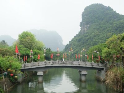 Qué ver en Ninh Binh y Tam Coc: guía completa y mapa